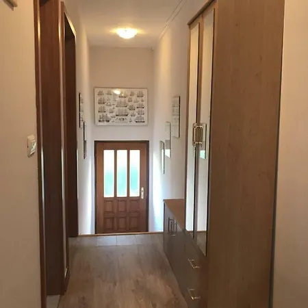 Nika Apartament *